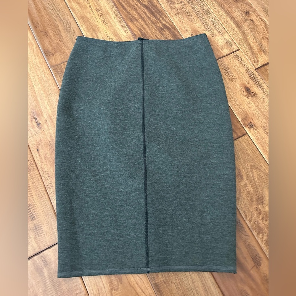 Ann Taylor Pencil Skirt - Gray - size 0